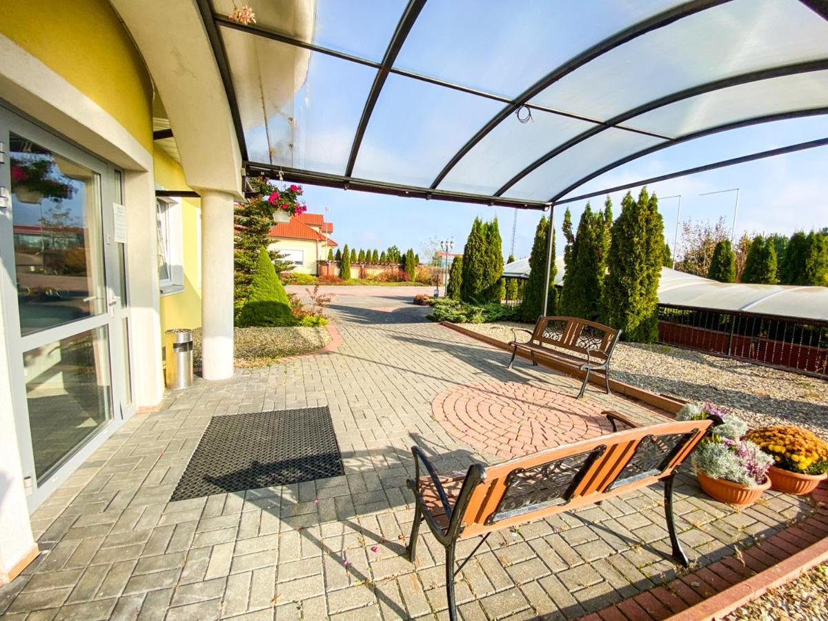 Hotel Jablonski Stawiguda Esterno foto